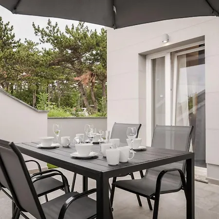 アパート App Lacrima 1 With Breakfast